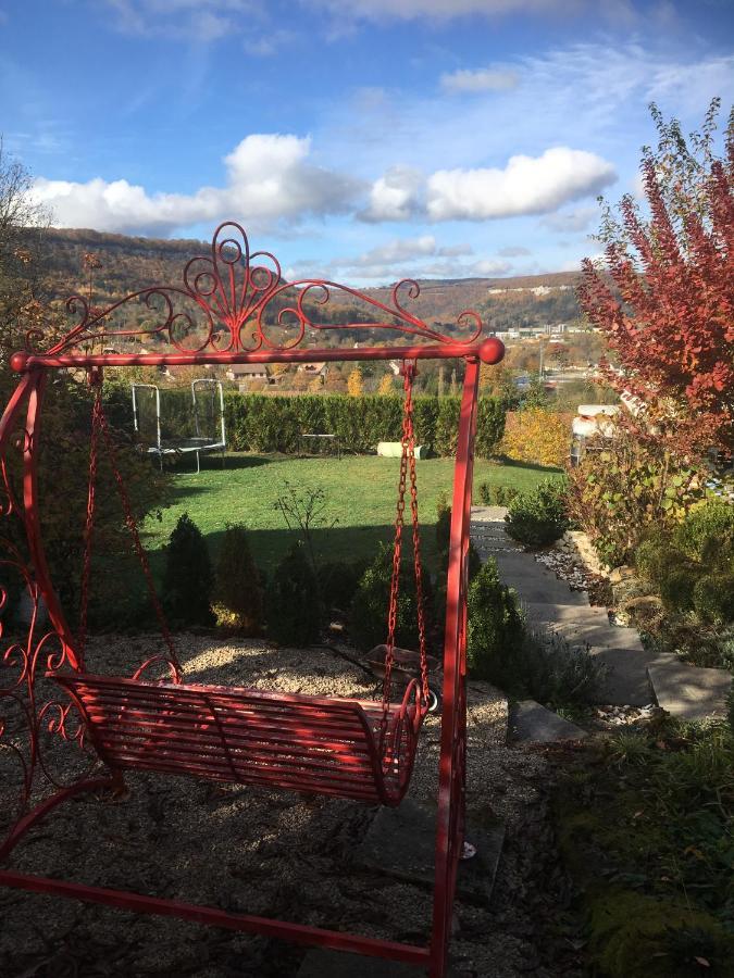 B&B Les Hauts D'Орнан Екстериор снимка
